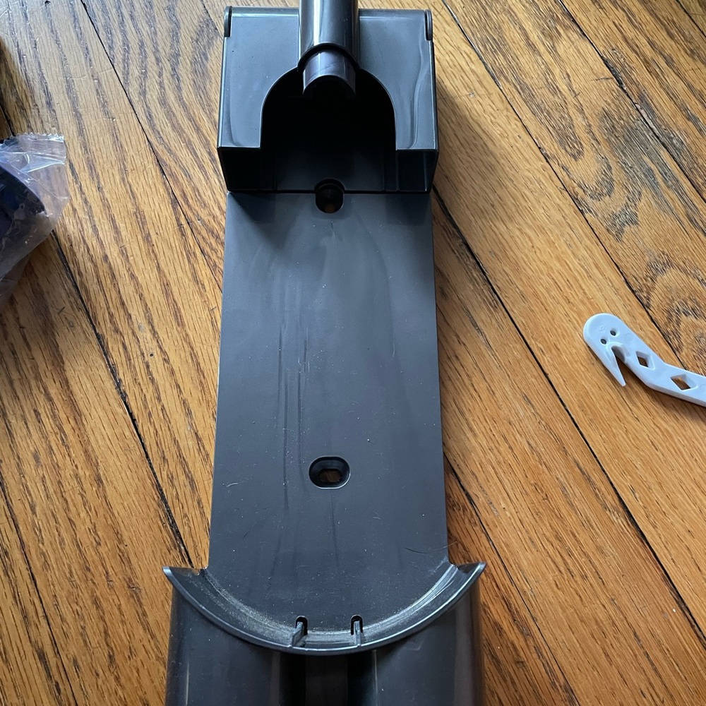 Assorted attachments for V8 Dyson some of them are brand new.